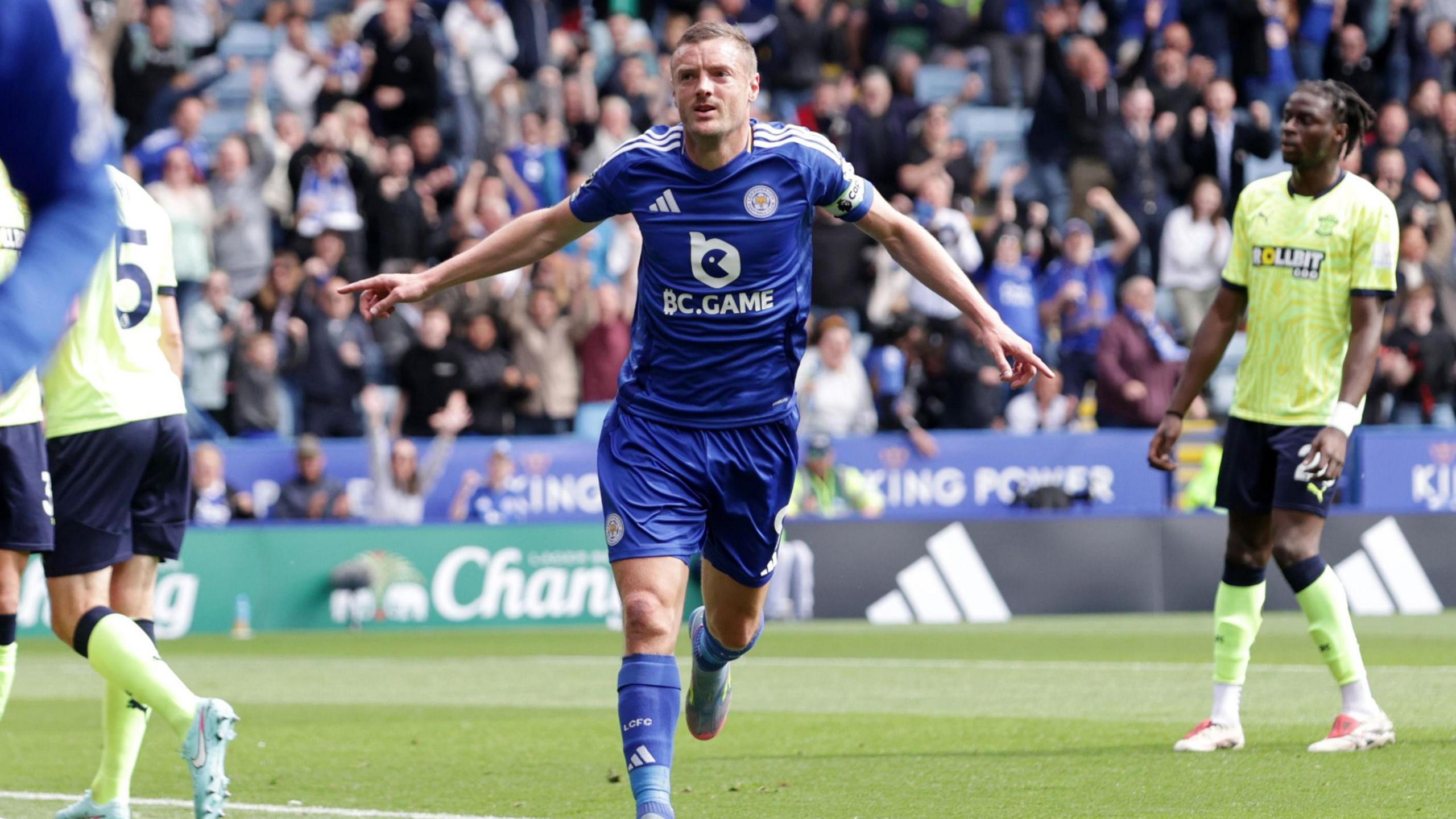 Leicester, Southampton
